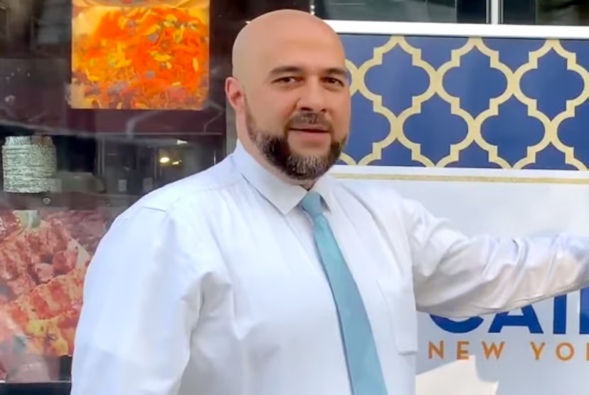 ABD'de alçaklığın sınırı yok! Müslüman belediye başkanına skandal muamele