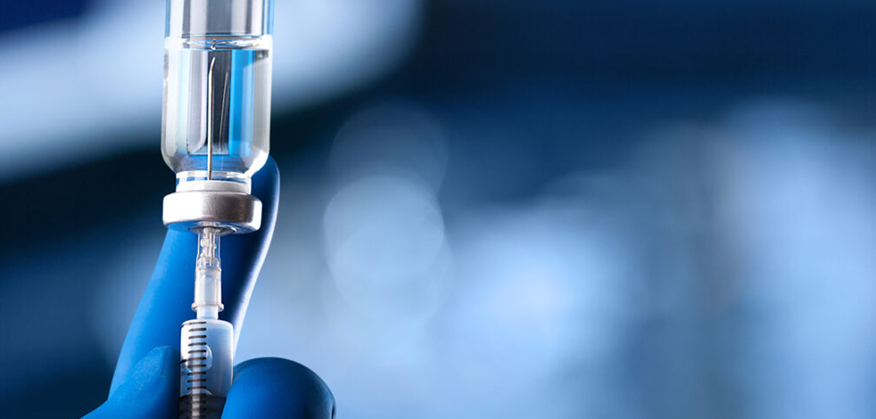 ABD'de aşılananlar maskeyi çıkarıyor