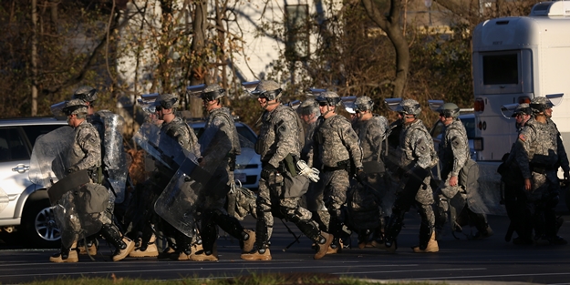 ABD'de asker sokağa indi