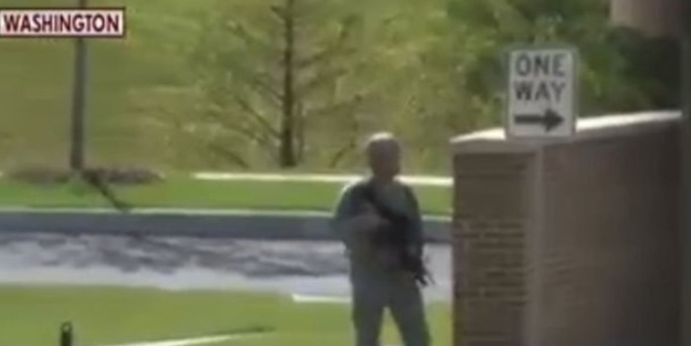 ABD'de askeri üsse silahlı saldırı!