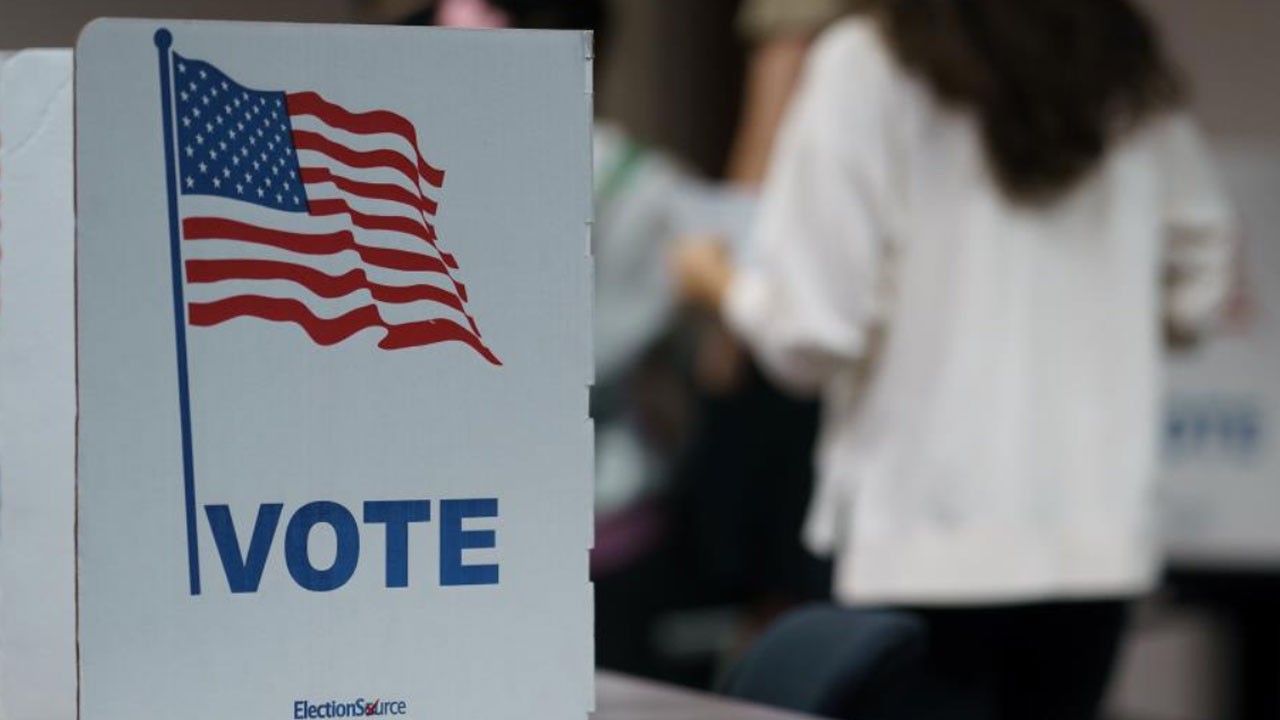 ABD'de başkanlık seçiminde sandıklar kapandı