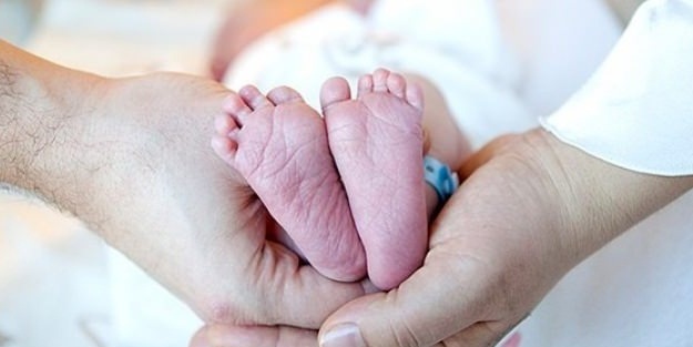 ABD'de bir bebek iki kez doğdu