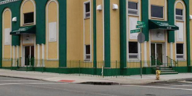 ABD’de cami önünde imama silahlı saldırı!