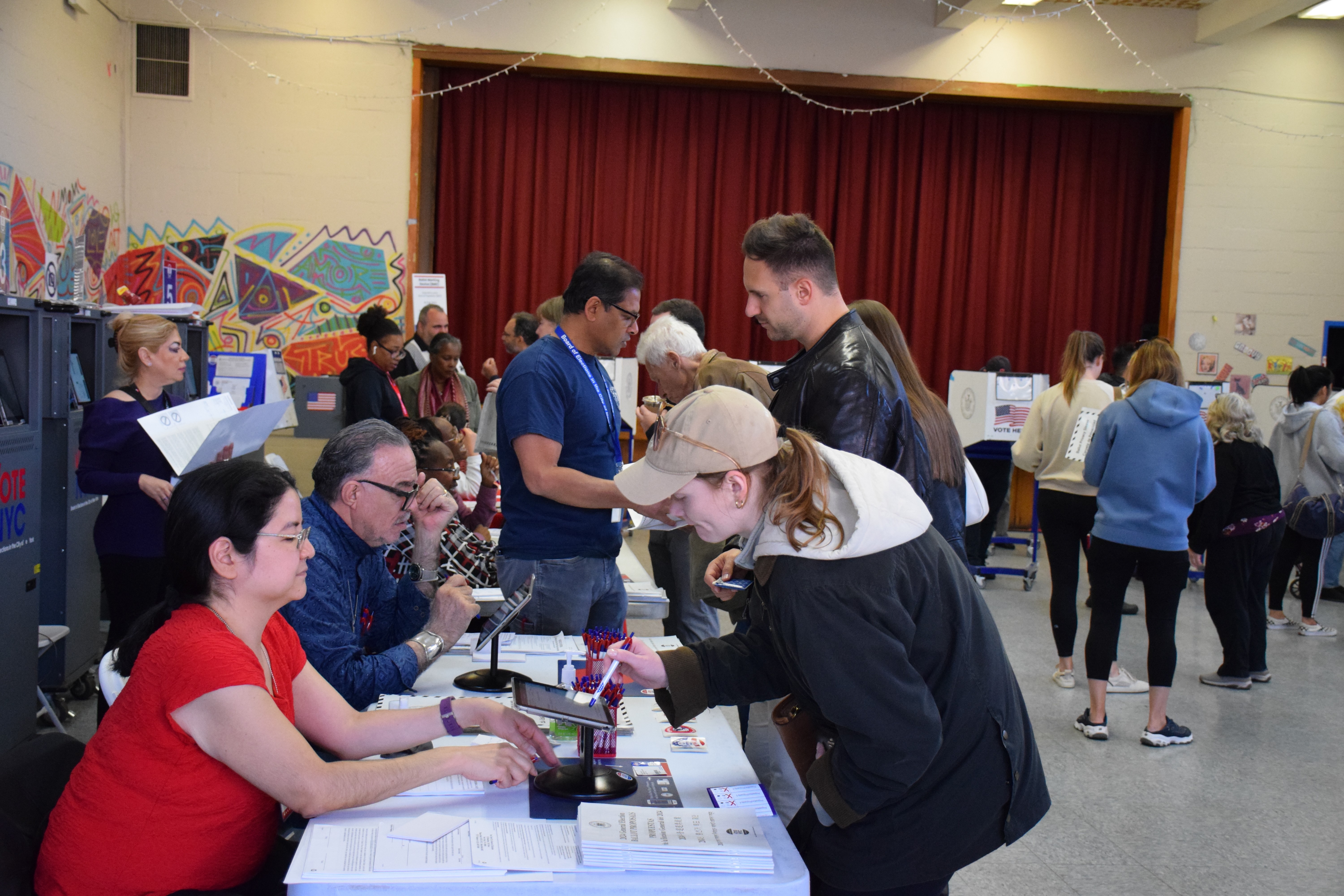 ABD’de erken oy kullanma süreci tamamlandı! Seçmenler büyük seçim gününü bekliyor