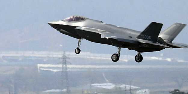 ABD'de F-35, tanker uçağına çarptı!