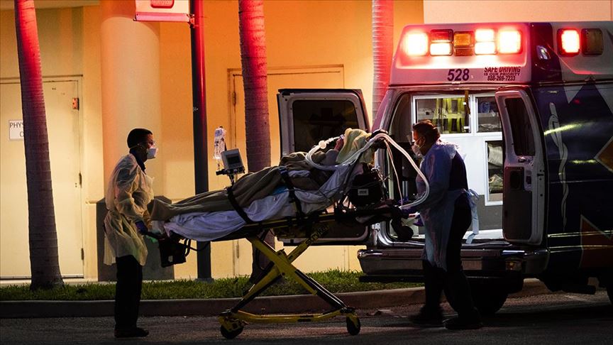 ABD'de günlük Kovid-19 vaka sayısında rekor kırıldı