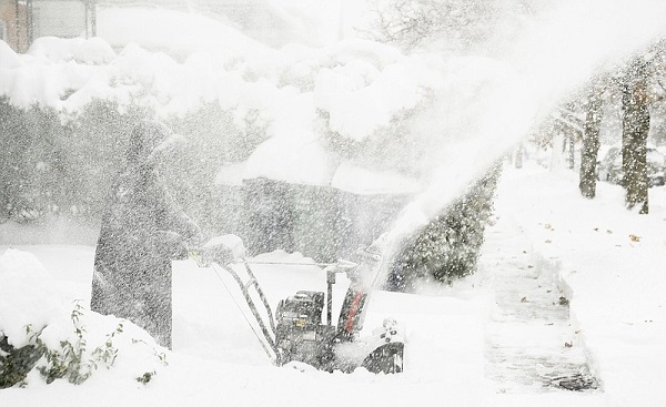 ABD'de kar fırtınası can aldı!