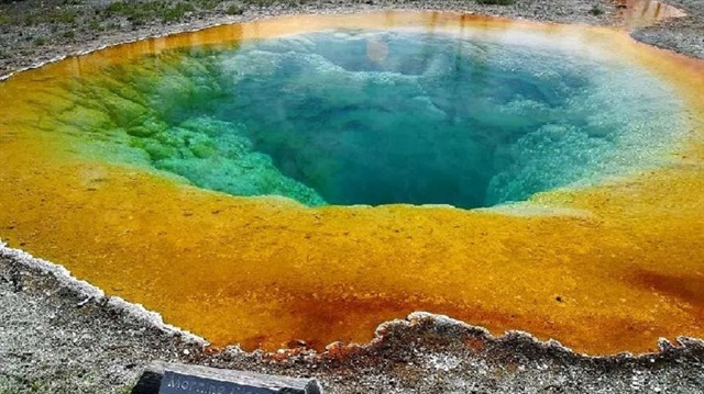 ABD'de kaynar kaplıcaya düşen genç öldü