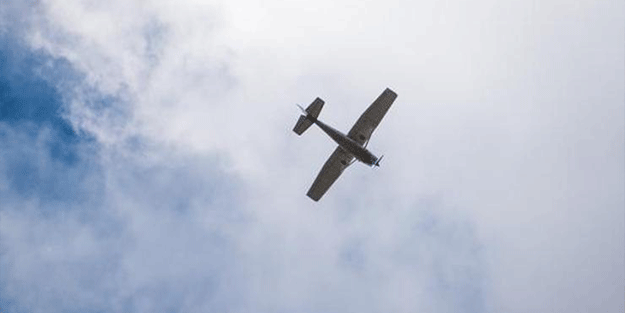 ABD’de küçük uçak, elektrik tellerine çarparak düştü: 3 ölü