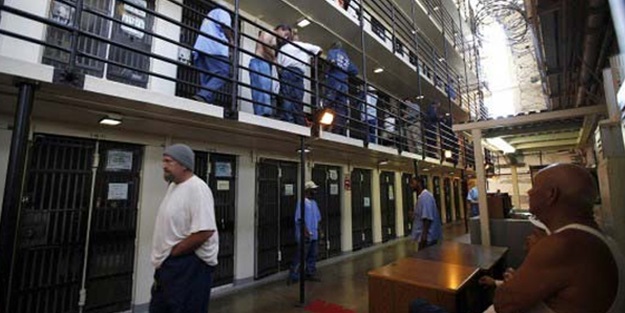 ABD'de mahkumların yüzde 40'ı siyahi