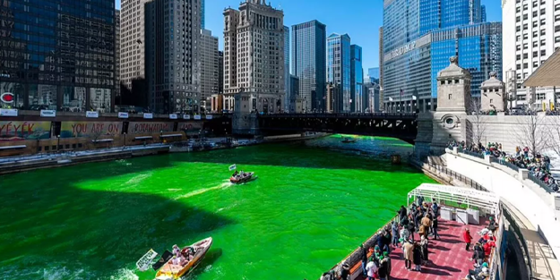 ABD'de nehri 'yeşile' boyadılar! İşte sebebi ve ilginç görüntüler...