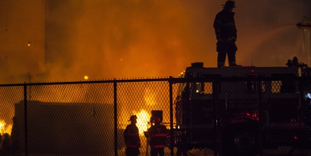 ABD'de ayaklanma başladı!