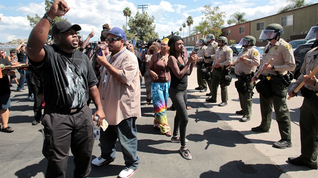 ABD'de öldürülen siyahinin elindeki 'elektronik sigara' çıktı