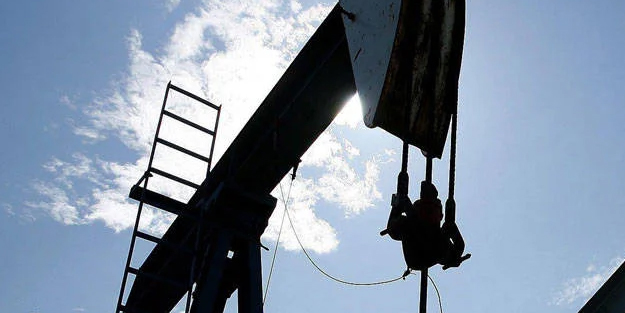 ABD'de petrol üretiminde rekor kırdığı belli oldu: Seri yakalarsa ABD'Lİ firmaların önünü açacak! İşte rakam