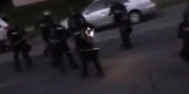 ABD’de polis ateş açtı! Korkudan ‘Girinn Girinn Girinn’ sesleri