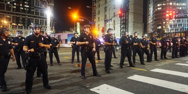 ABD'de polis şiddeti protesto edildi