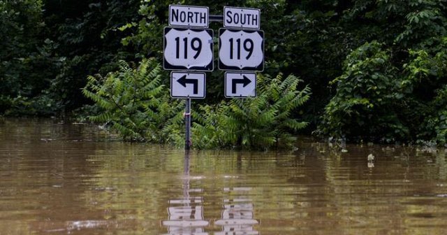 ABD'de sel felaketi 14 can aldı