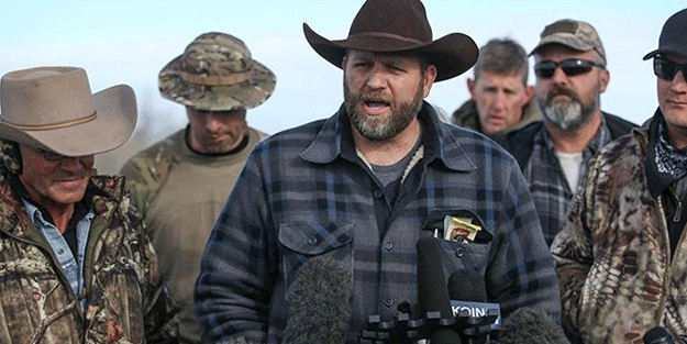 ABD'de silahlı grup federal binayı işgal etti!