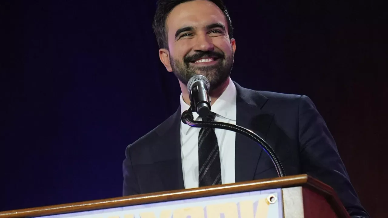 ABD'de tarihi seçim: Müslüman aday önde!