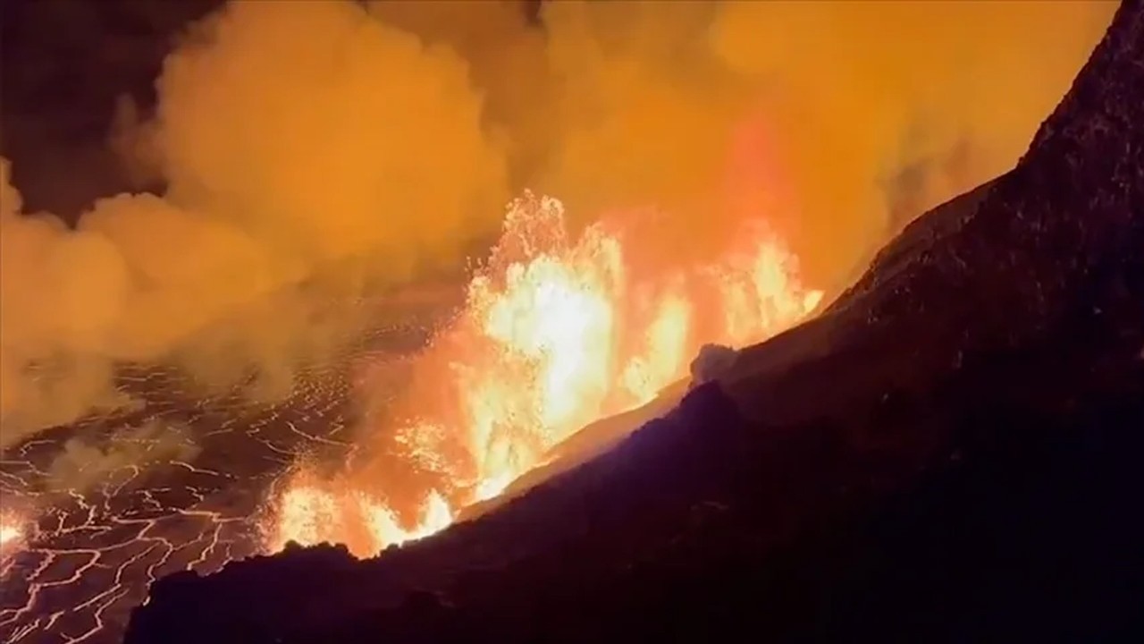 ABD’de yine bir patlama! Kilauea yanardağı lav püskürttü