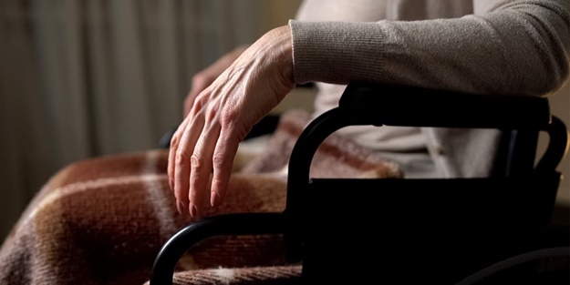 ABD'deki bakımevlerinde koronavirüs dramı: Ölüm oranlarının beşte birinden fazlasını oluşturuyor