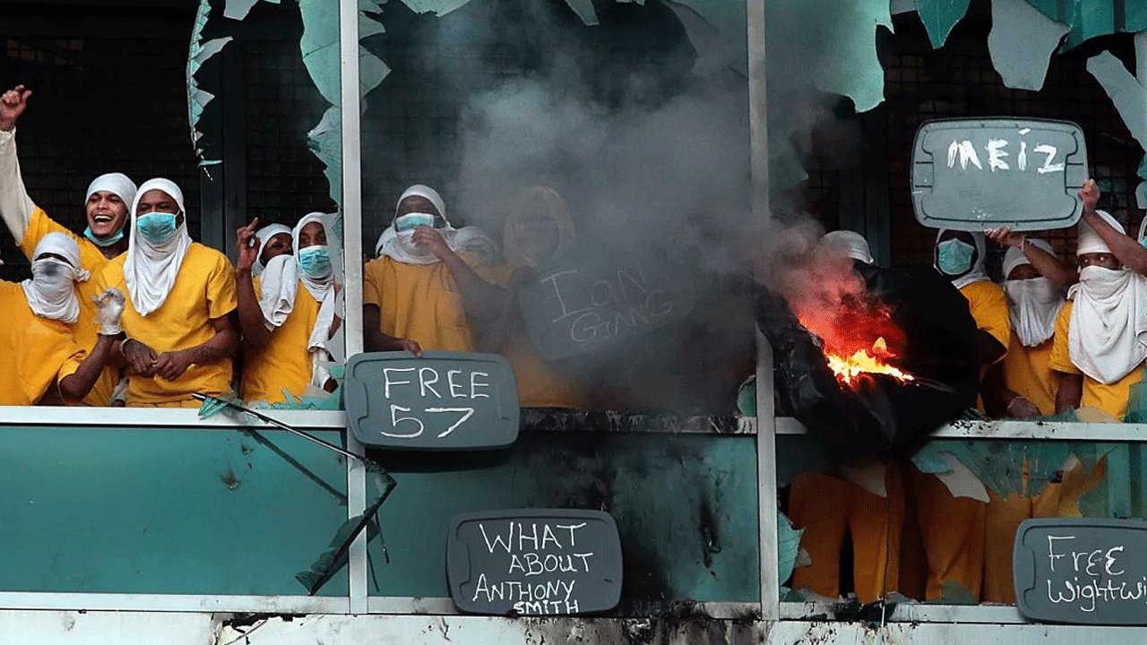 ABD’deki mahkumlara piyango vurdu: 2 bini aşkın cezaevi çalışanı kovuldu, mahkumlar erken tahliye edilecek!