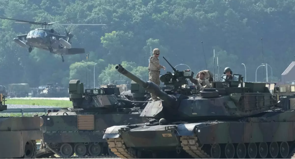 ABD'den Güney Kore'ye Apache saldırı helikopterlerini de içeren 3.5 milyar dolarlık ekipman