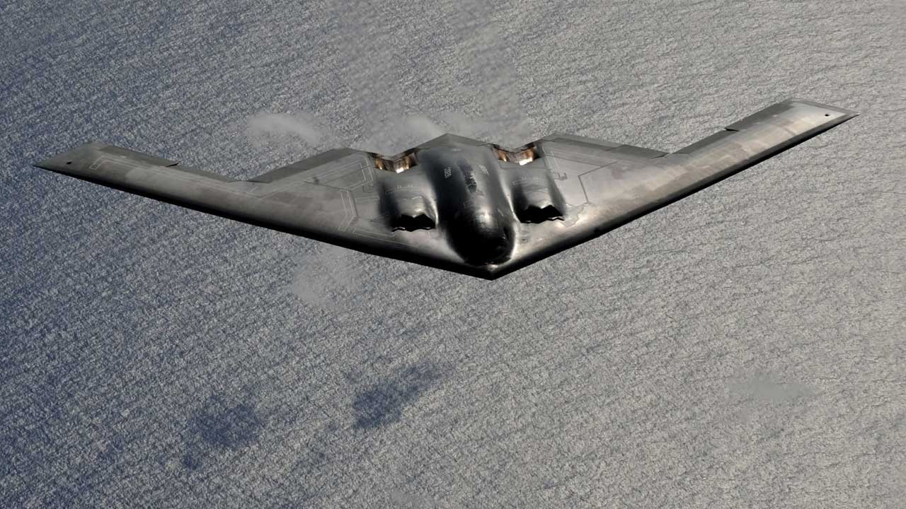 ABD'den Hürmüz Boğazı açıklaması! Füze rampaları vuruldu