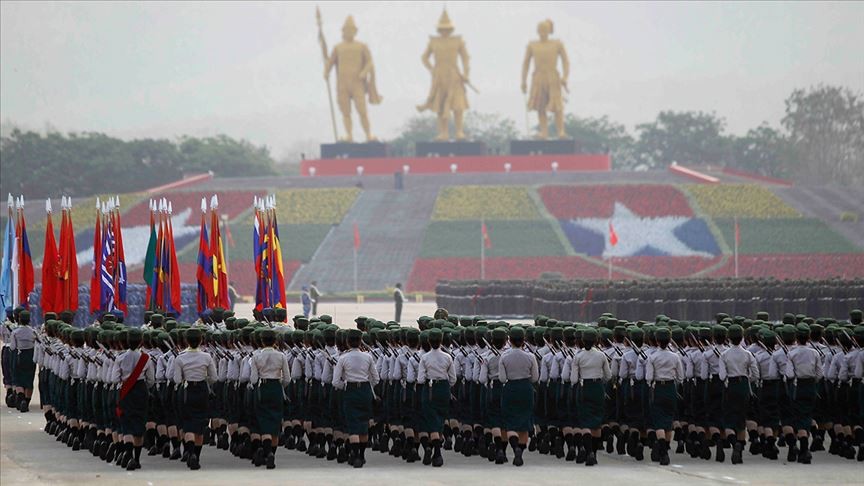 ABD'den Myanmarlı komutanlara ülkeye giriş yasağı