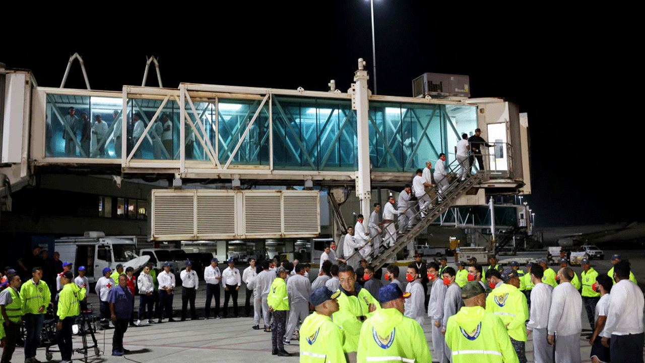 ABD’den sınır dışı edilen 242 Venezuelalı göçmen ülkelerine döndü