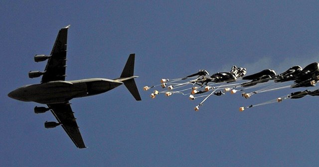 ABD'den Suriye'ye havadan silah