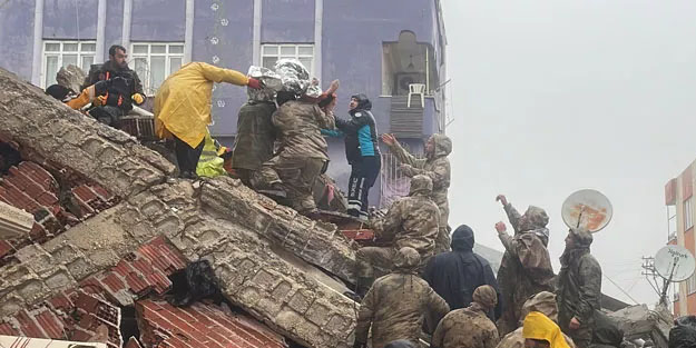 ABD'den Türkiye’ye deprem uyarısı! Dikkat: Daha fazlasına hazırlıklı olun, 3 metre kaydı! Sözleri gündem oldu