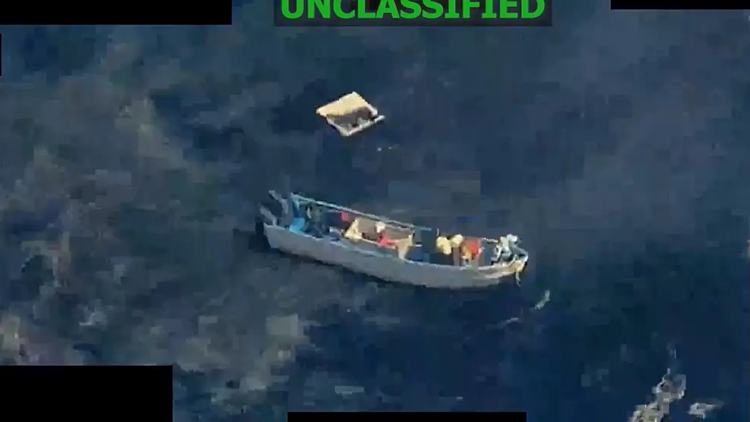 ABD’den uyuşturucu gemilerine hava saldırısı: 5 kişi öldürüldü!