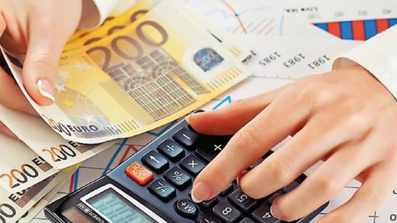 AB'de birçok ülkenin aylık ortalama maaşları 3 bin 500 Euro açıklandı! Bulgaristan ve iki ülke sınıfta kaldı...