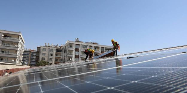 AB'de güneş enerjisinde rekor kırdı! AB'yi 29 milyar euro potansiyel gaz ithalatından kurtardı