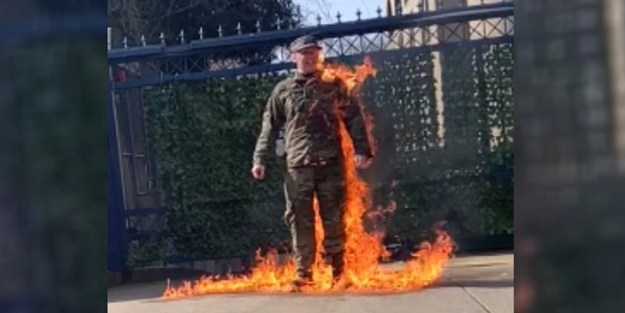 ABD'li asker Gazze için kendini yaktı!