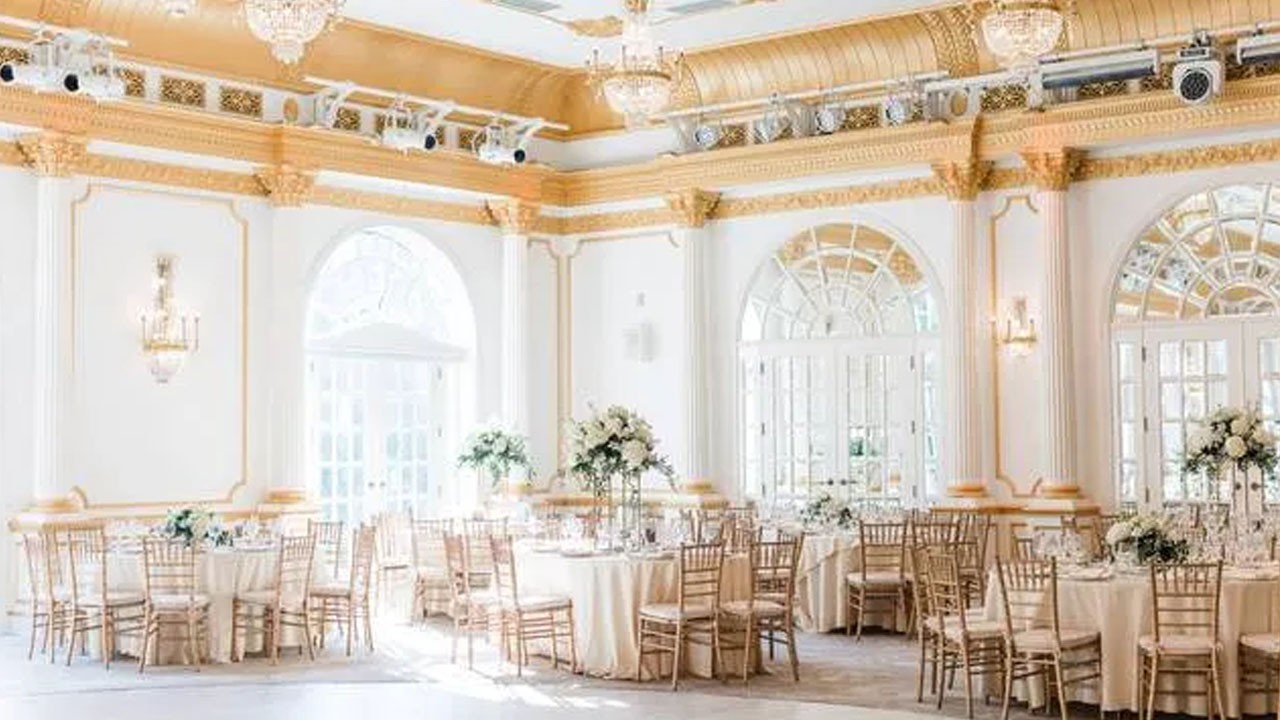 Dev düğün salonu bir anda iflas etti: Düğün tarihi alan çiftler mağdur oldu