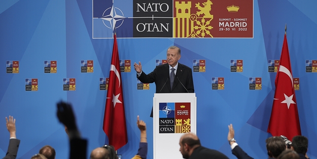 ABD'li gazeteci şaşkına uğradı: 'Otoriter' dediğimiz Erdoğan, diğer liderlerin aksine...
