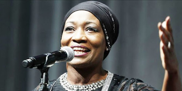 ABD’li sanatçıdan ‘Biz bize yeteriz Türkiyem’ kampanyasına destek