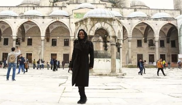 ABD'li şarkıcı: 'Golan Tepeleri'nin tek ve gerçek sahibi hiç şüphesiz Allah'tır'