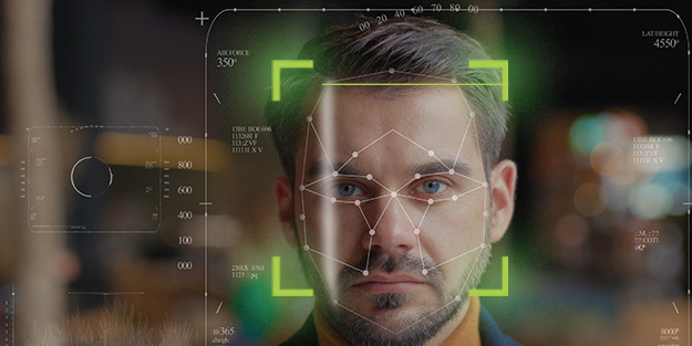 ABD'li senatörler havalimanlarında yüz tanıma sistemlerinin artırılmasına karşı!