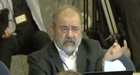 ABD'li sözcü Türkiye'yi övdü, Yunan gazeteci şekilden şekile girdi