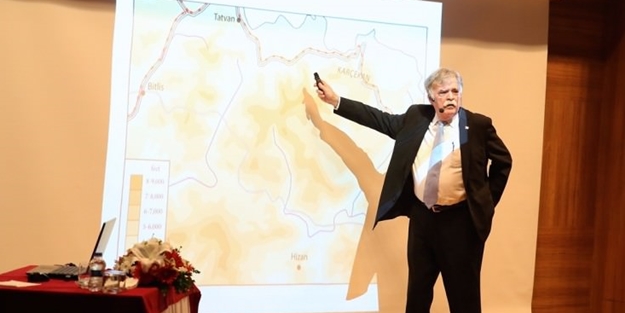 Tarihçi McCarthy: Ermeniler Osmanlı'ya ihanet etti