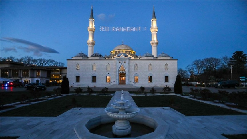 ABD'nin başkenti Washington'da ilk teravih namazı kılındı