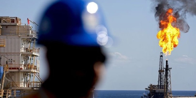 ABD'nin ham petrol stokları azaldı