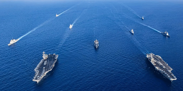 ABD'nin iki uçak gemisi Doğu Akdeniz'de bir araya geldi