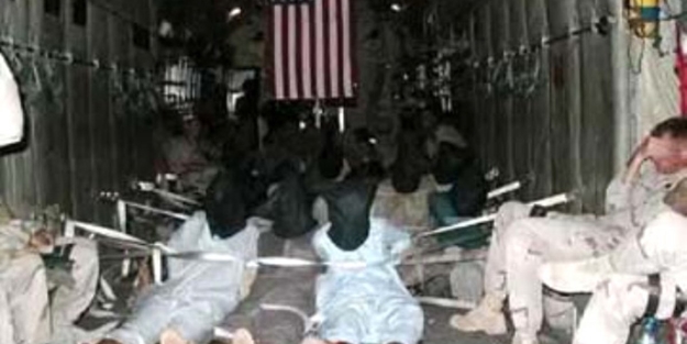 ABD'nin işkence üssünden dünyayı şaşkına çeviren görüntüler! İlk kez yayınlandı