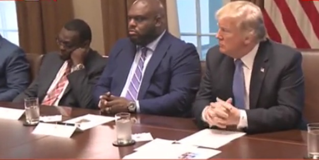 ABD'nin kağıttan imparatorluğu yıkılıyor!