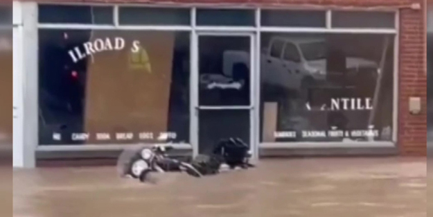 ABD’nin Kentucky eyaletini sel vurdu: 3 ölü