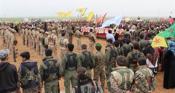 ABD'nin öldürdüğü YPG'li teröristleri böyle gömdüler!